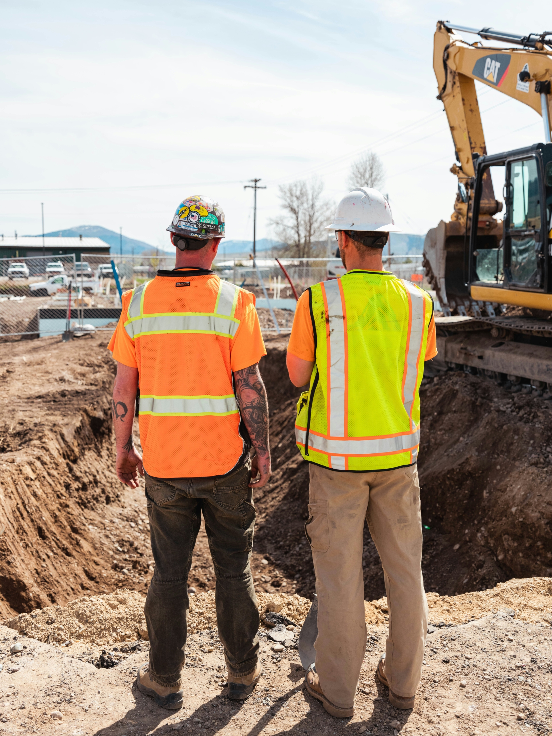 Foreman checking site conditions with ProjectSight 360 Capture.