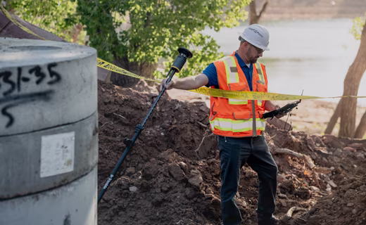 Height scale on the telescopic Trimble ST pole